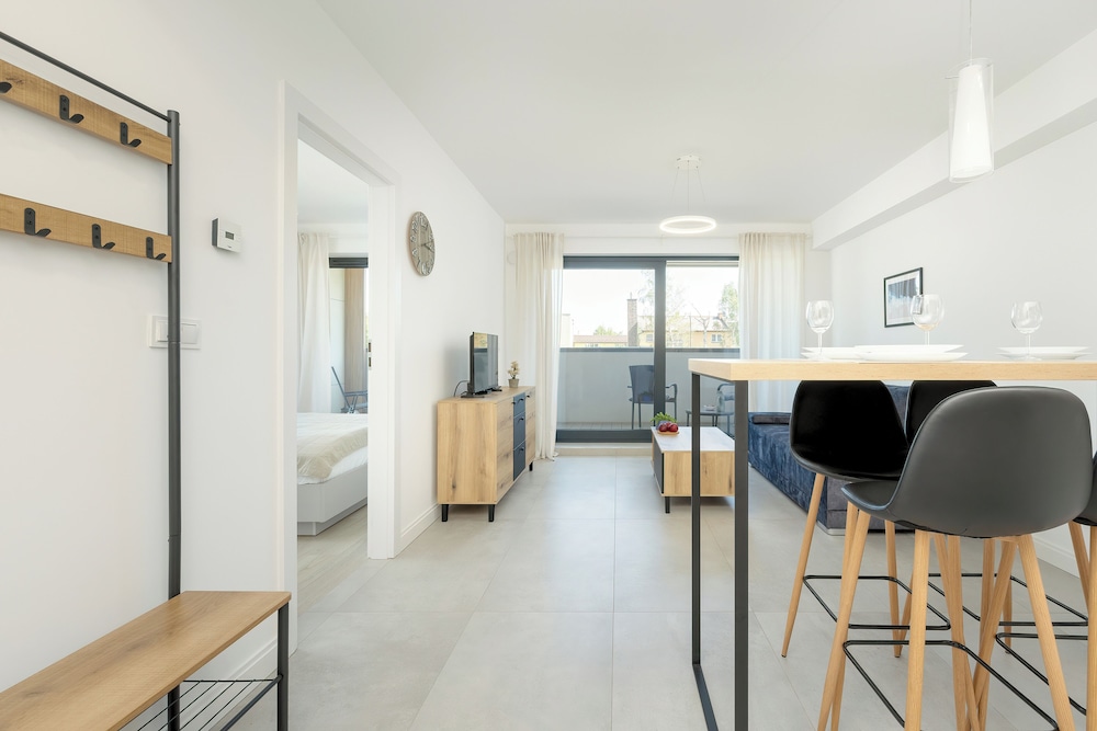 Apartment, 1 Bedroom, Balcony, Beachside photo 3