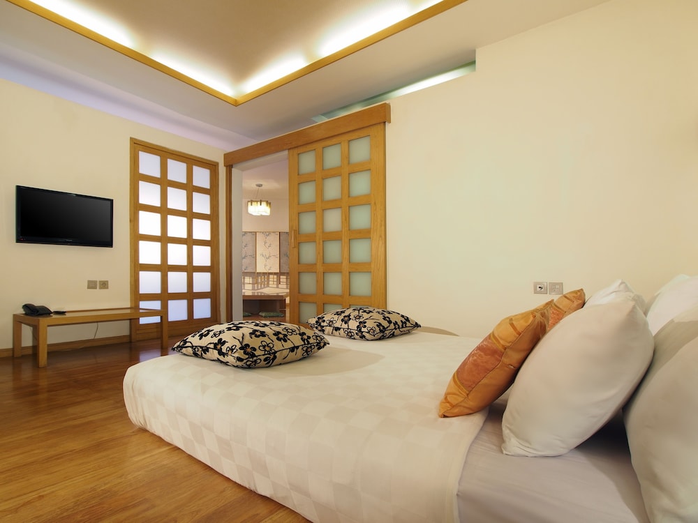 Theme Suite photo 1