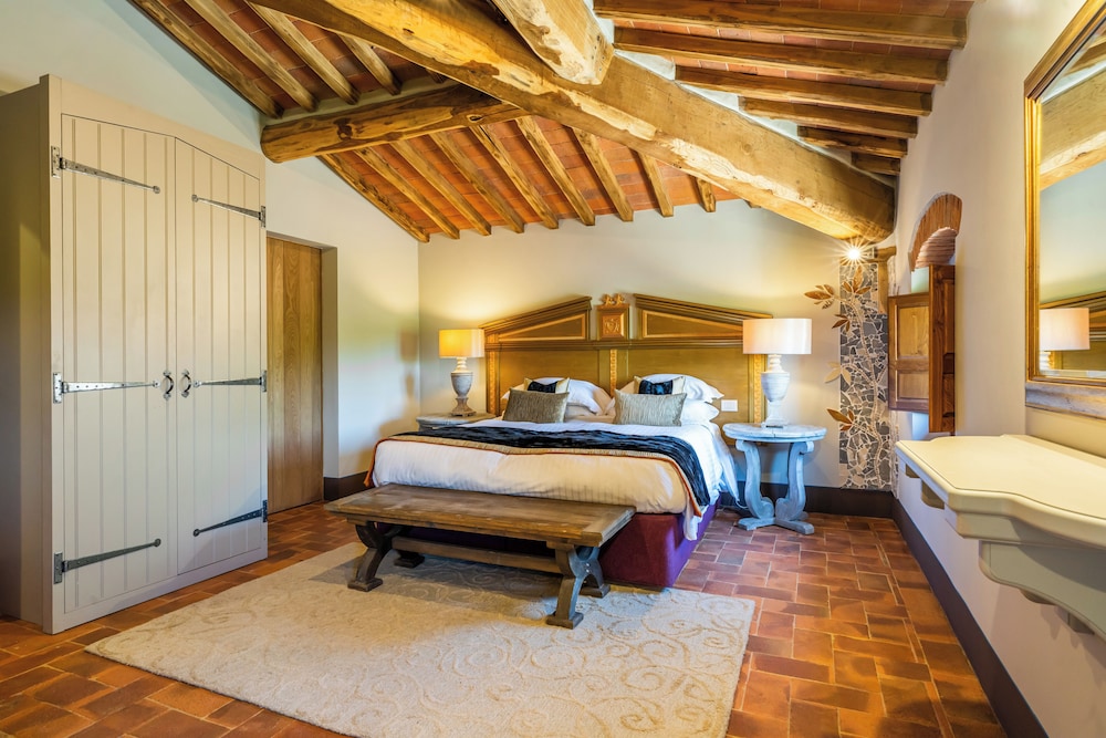 Superior Suite, Garden View (Master Two Bedroom)