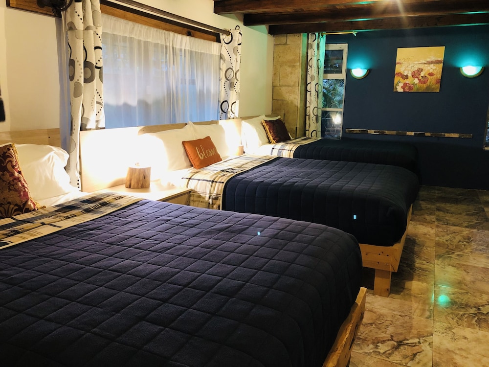 Family Cottage, Multiple Beds photo 2