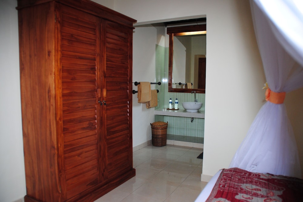 Standard Room (Air Conditioning) photo 2