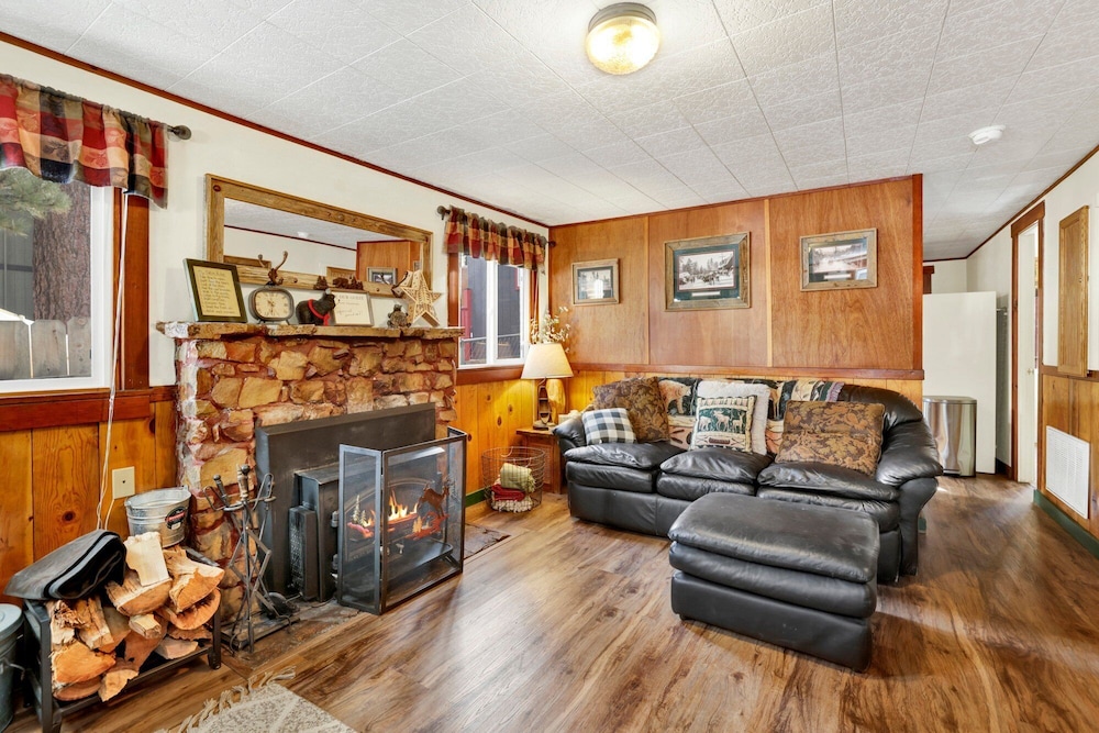 Cabin, Multiple Beds, Patio, Mountain View (2484)