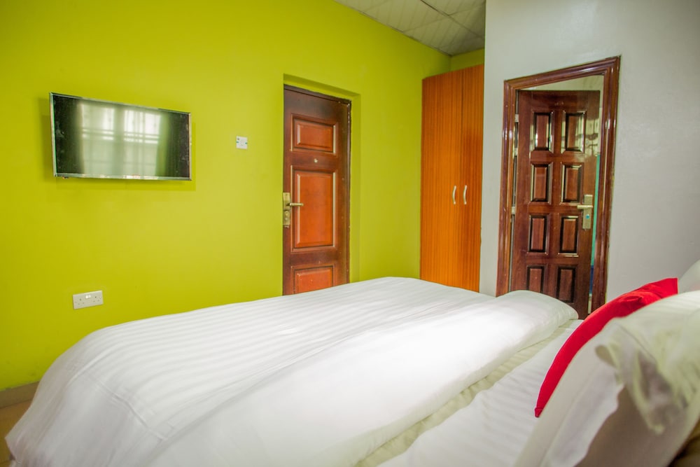Standard Room photo 2