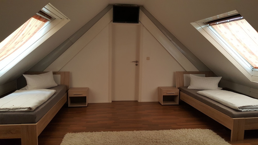 Deluxe Studio (+ cleaning fee 10 EUR per Person) photo 2