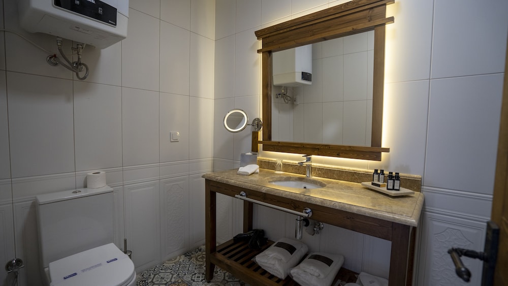Deluxe Suite photo 3