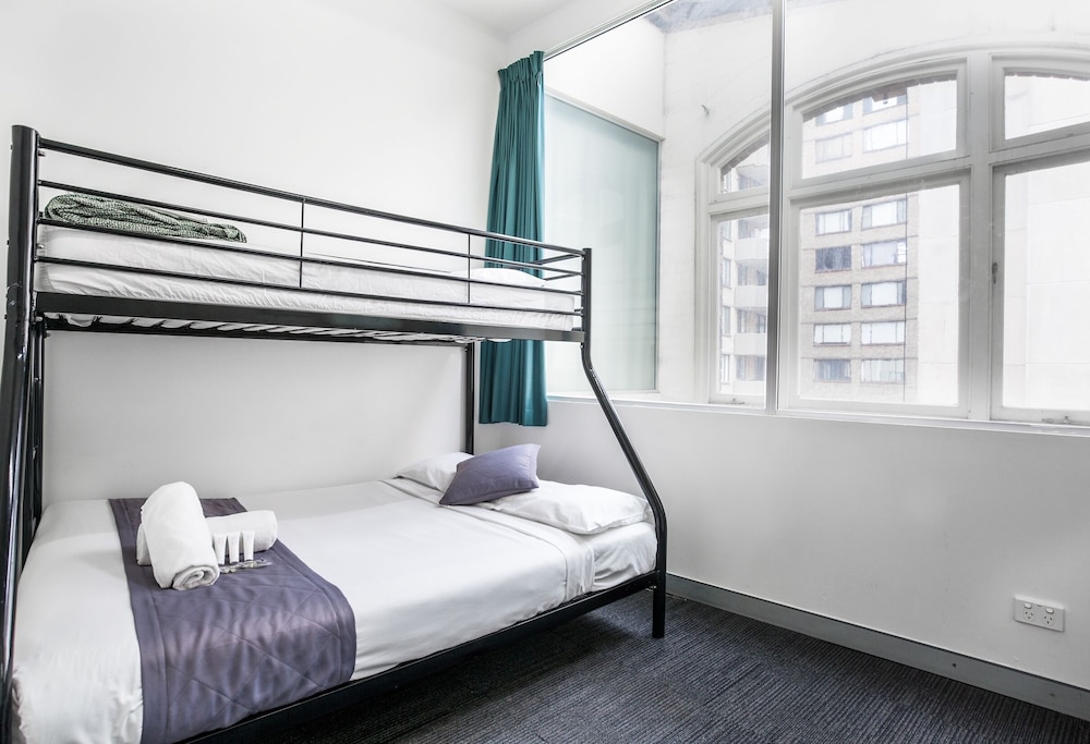 Triple Room With Shared Bathroom photo 1