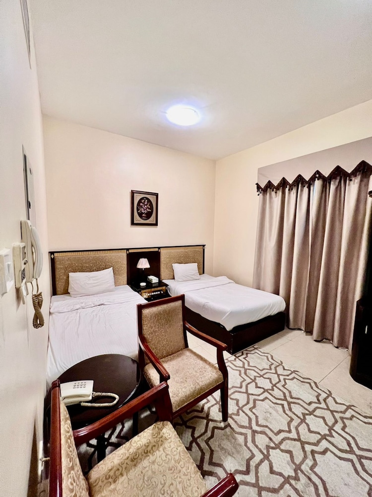 Standard Double Room, 2 Twin Beds photo 1