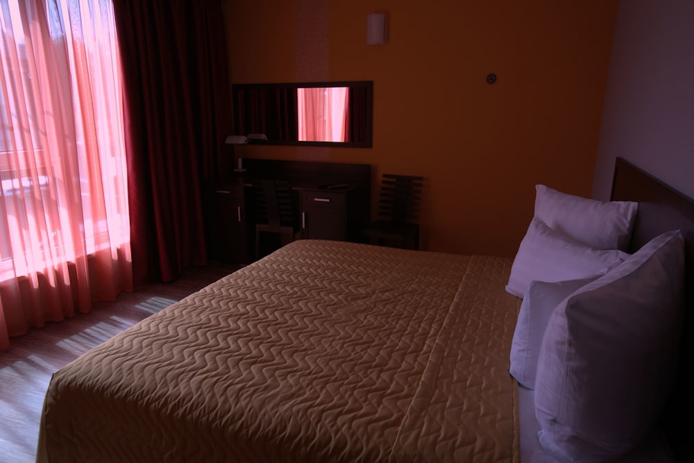 Comfort Suite, 1 King Bed with Sofa bed