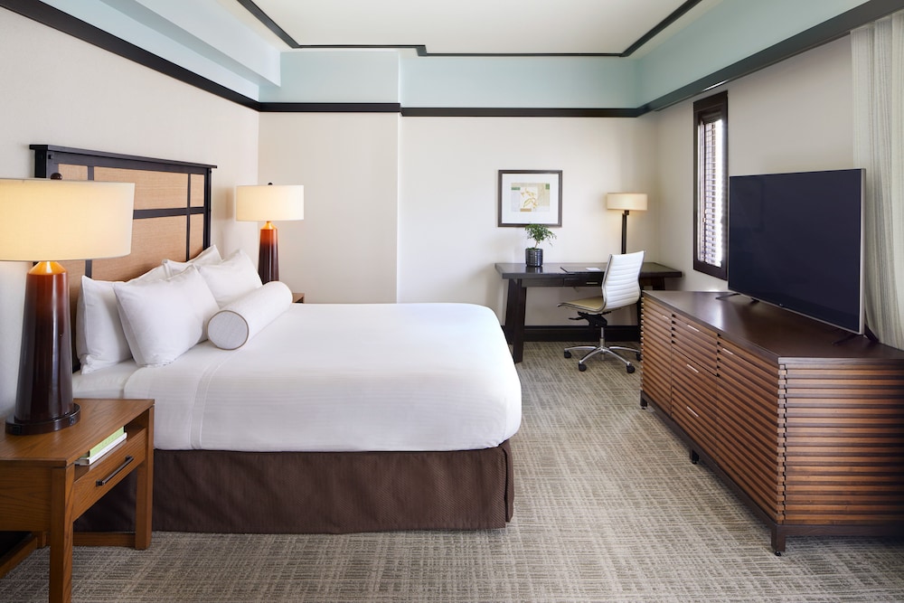 Traditional Studio, 1 King Bed