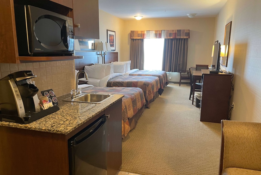 Room, Multiple Beds, Non Smoking photo 1