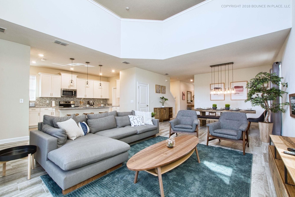 Stunning 5BD Home Private Pool and Spa Game Room, Billede 44
