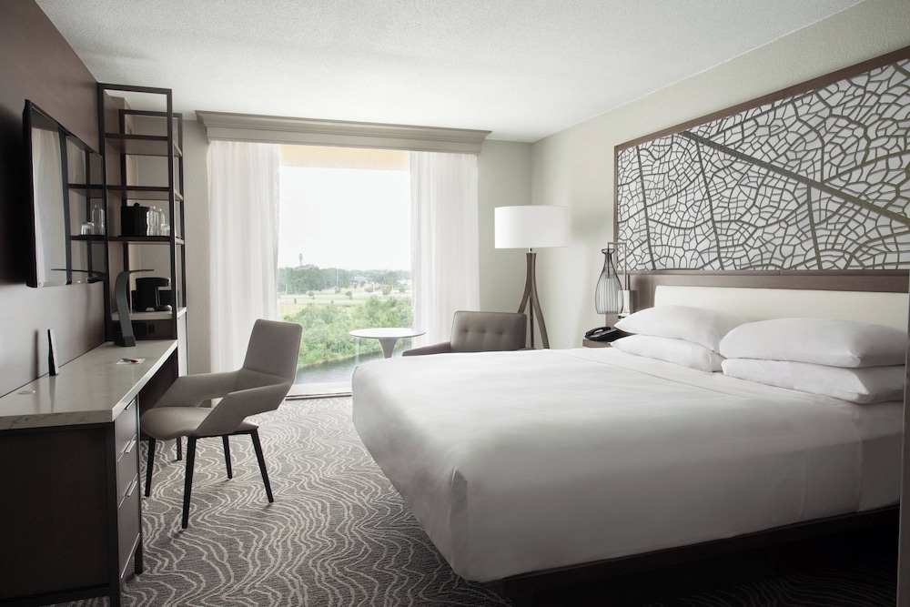 Available room