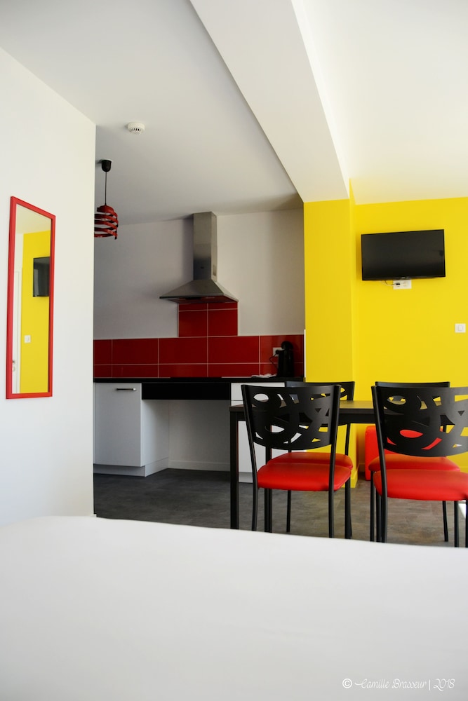 1 bedroom suite for 4 people with reduced mobility photo 2