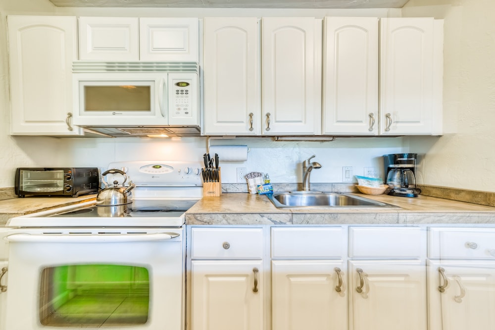 Condo, 1 Bedroom photo 3
