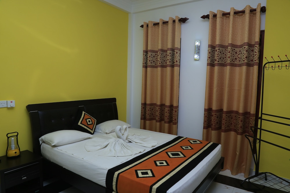 Double Room with Fan photo 1