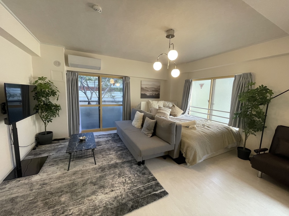 Luxury Apartment photo 2