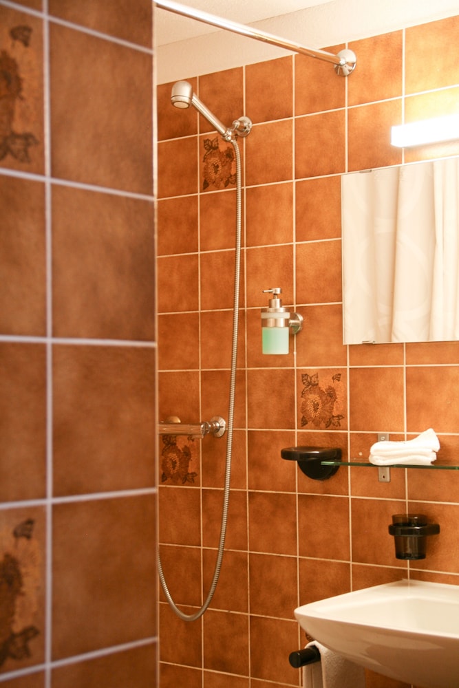 Basic Quadruple Room, 2 Bedrooms, Mountain View, photo 6