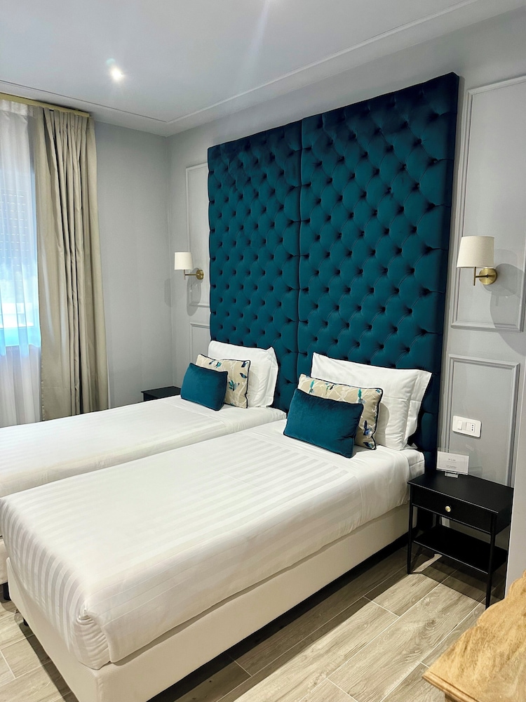 Deluxe Twin Room, Garden View