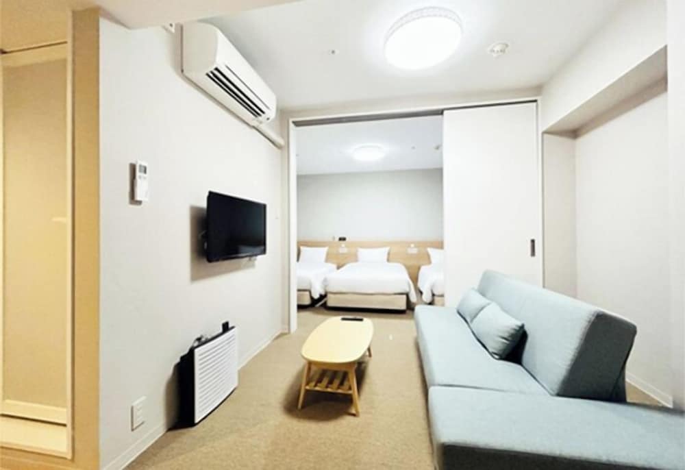 Smoking Triple Room