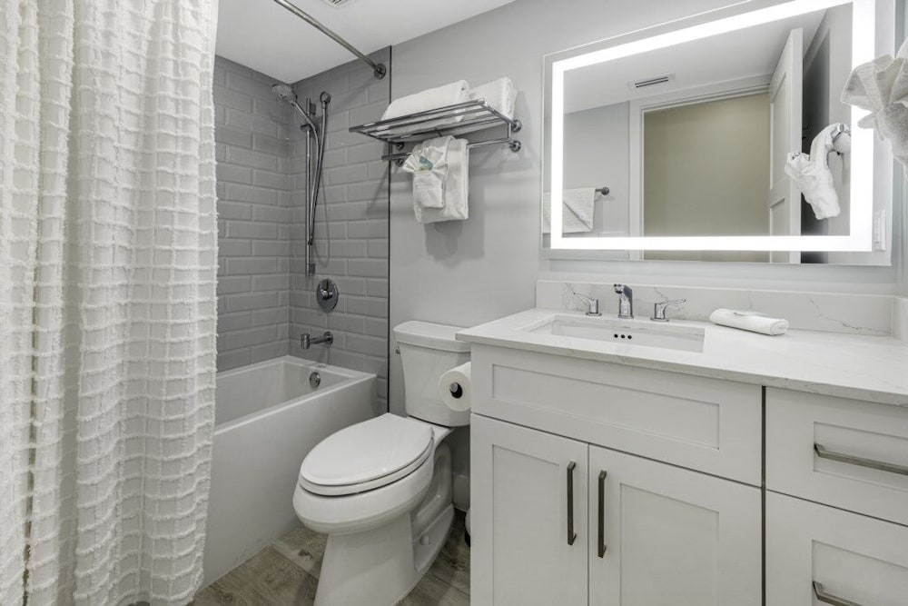 Condo, 4 Bedrooms photo 2