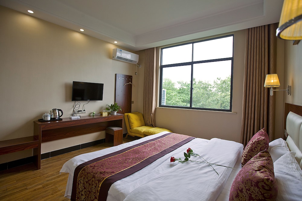 Deluxe Double Room photo 2