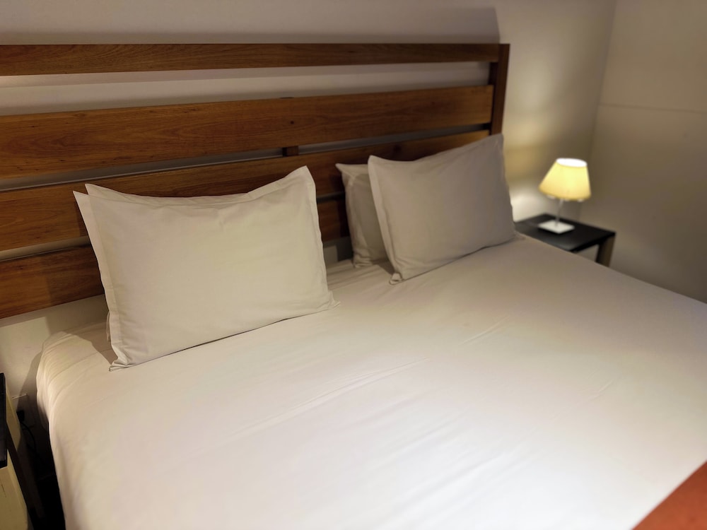 Superior Room, 1 Queen Bed - Photo 8