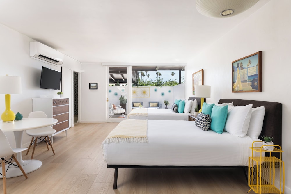 Deluxe Double Room, Kitchenette