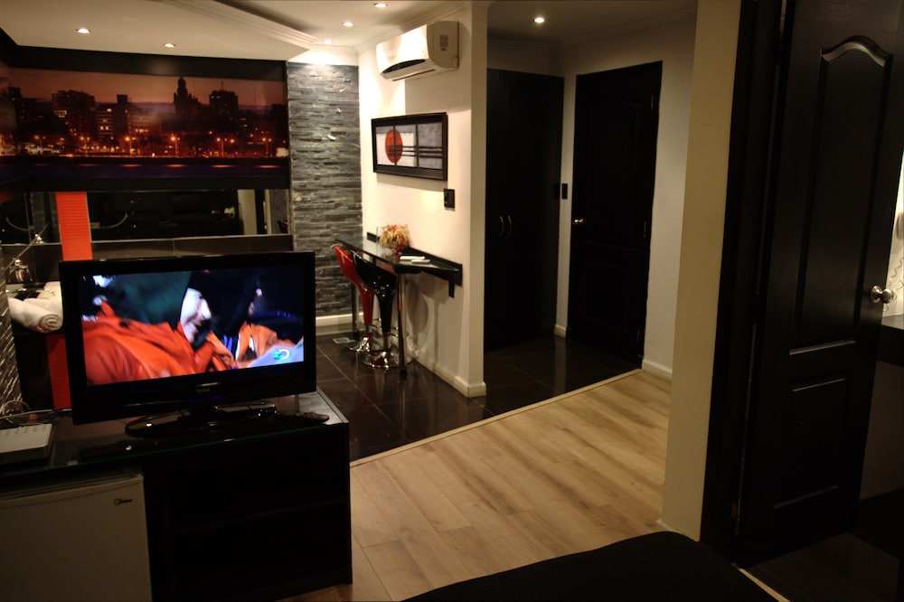 Luxury Room, Jetted Tub (Only adults) photo 3