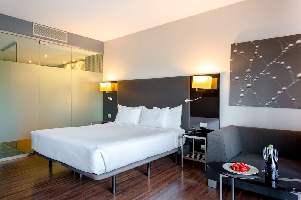 Double Room Single Use (Parking)