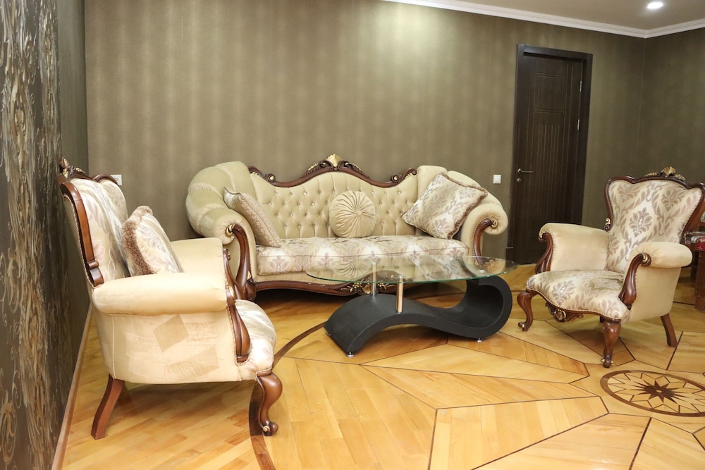 Executive Room photo 3