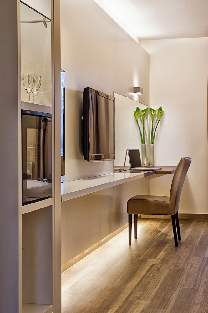 Standard Double Room - Photo 3