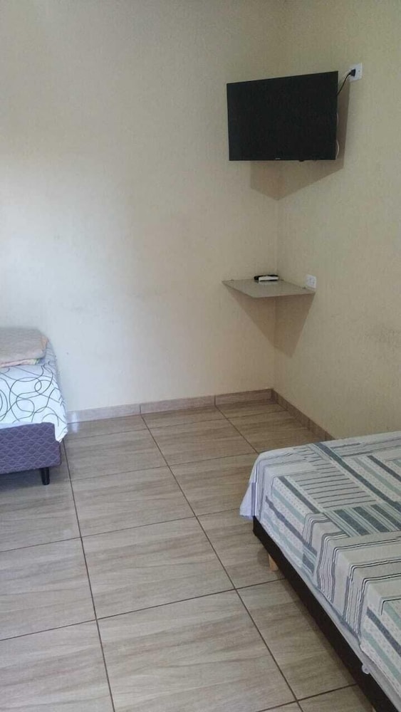 Basic Triple Room photo 1