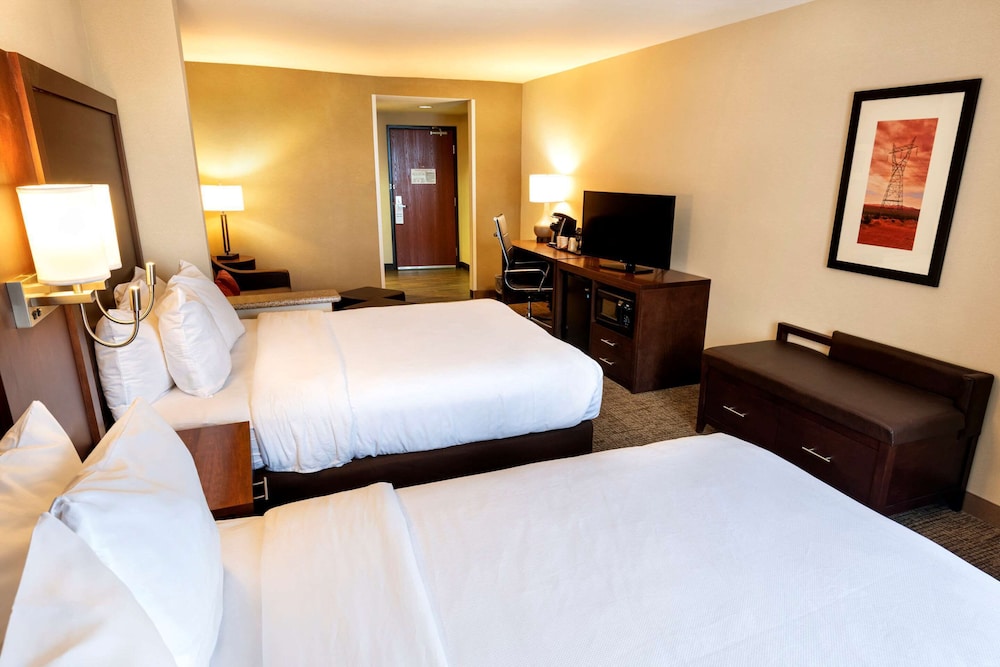 Suite, Multiple Beds, Accessible, Non Smoking photo 3