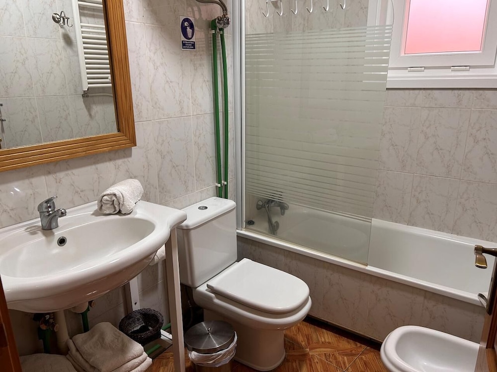 Panoramic Apartment, 2 Bedrooms, Balcony, Sea View - Photo 9