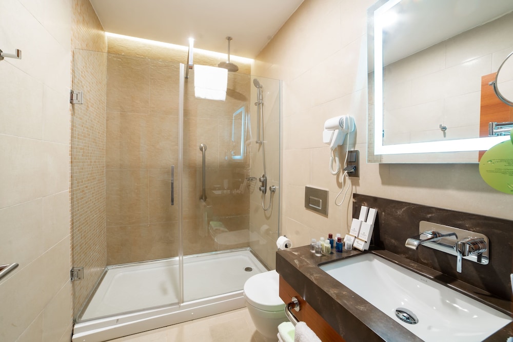 Standard Twin Room - Photo 7