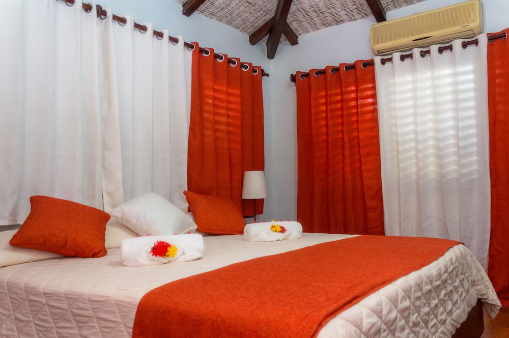 Chambre Double (With Airconditioning)