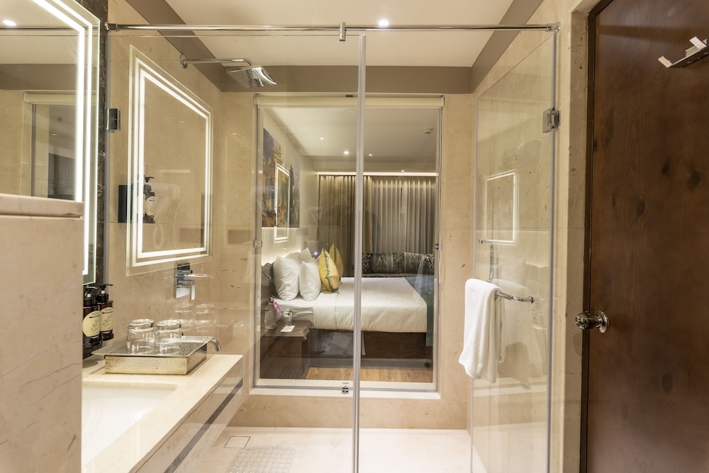 Superior Twin Room - Photo 6