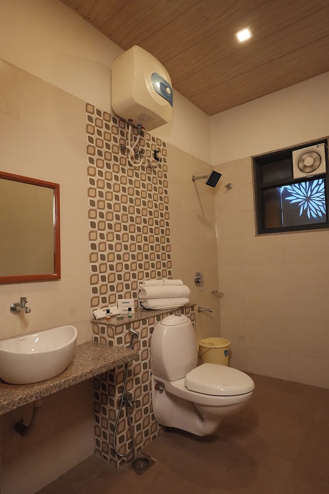Superior Double or Twin Room photo 3