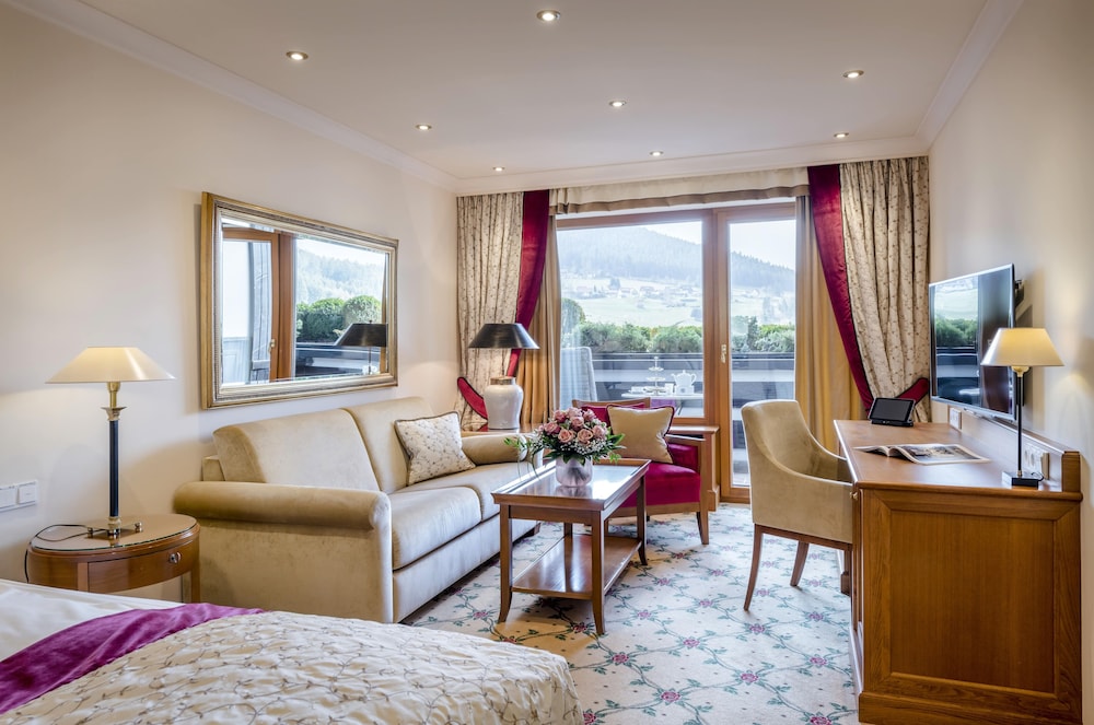 Single Room, 1 Queen Bed (Apartment Ellbachtal)