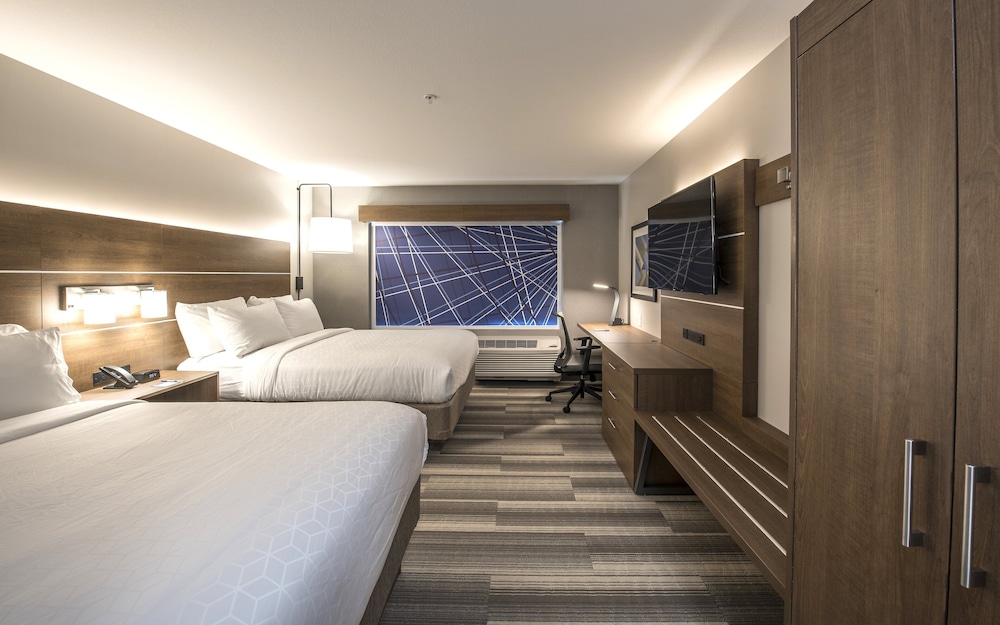 Suite, 2 Queen Beds (Additional Living Area) photo 1