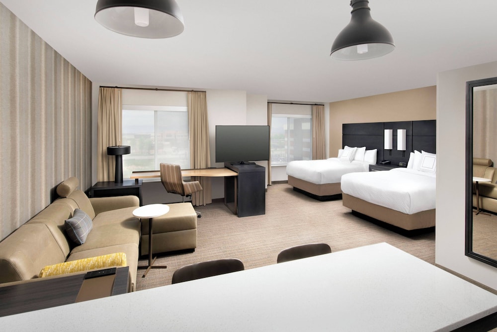 Studio, Multiple Beds