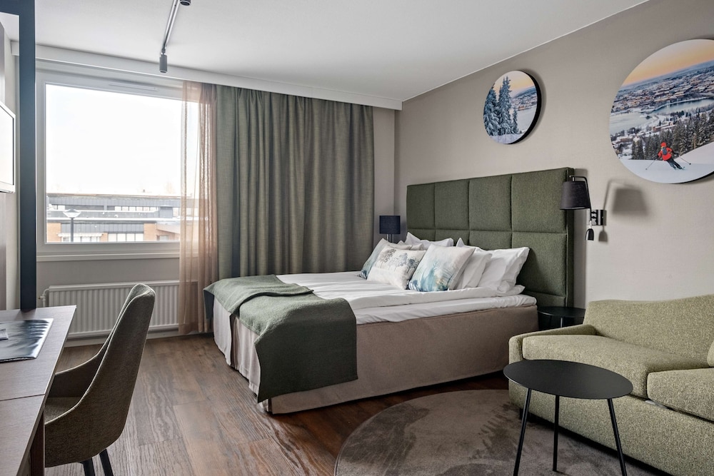 Standard Room, 1 Queen Bed, Non Smoking (with Sofabed)