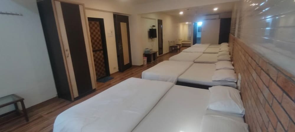 Deluxe Shared Dormitory