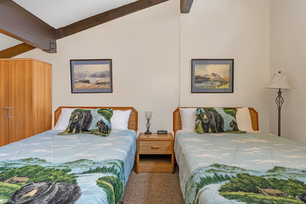 Studio Suite, Multiple Beds, Balcony, Mountain View (Eagle’S Nest) photo 2