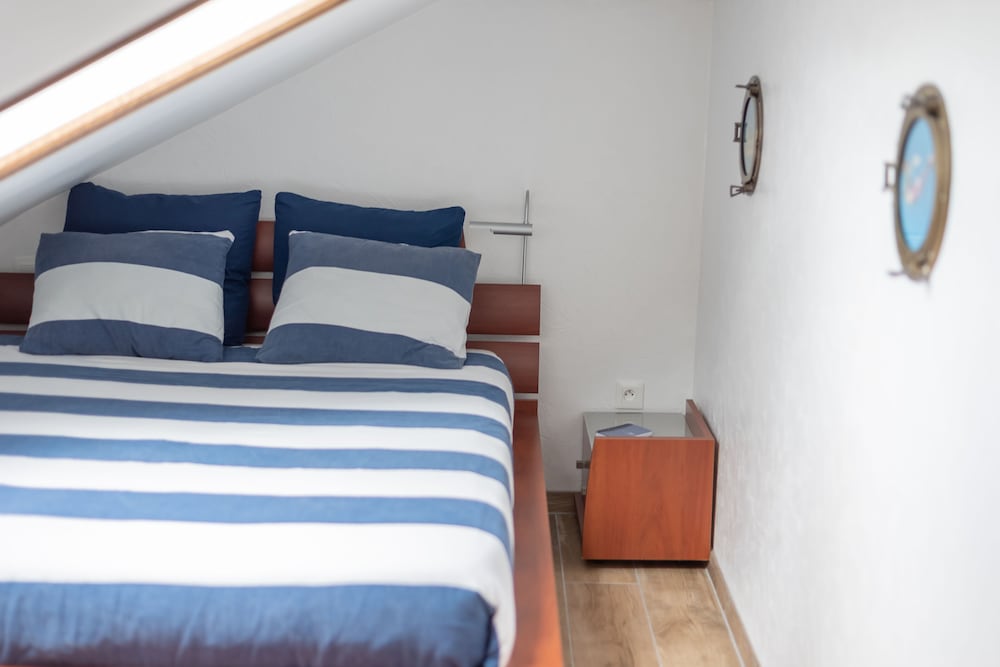 Blue Marine Apartment - Photo 21