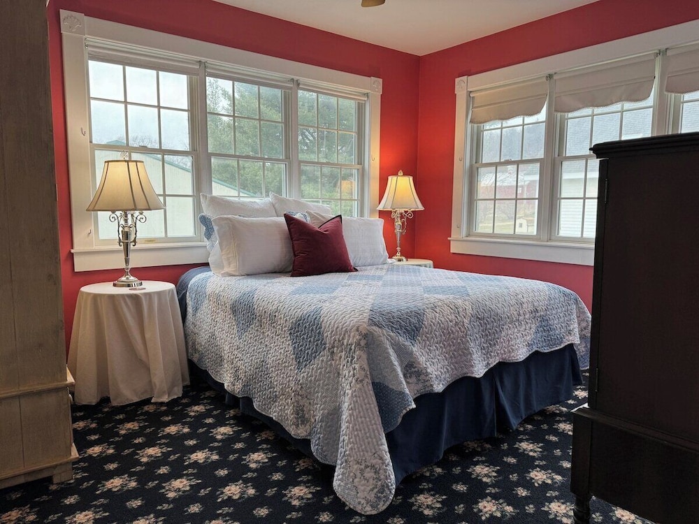Family Suite, Multiple Beds, Non Smoking, Private Bathroom photo 1