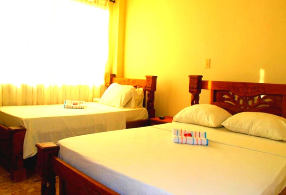 Family Cabin, Multiple Beds, Non Smoking photo 3