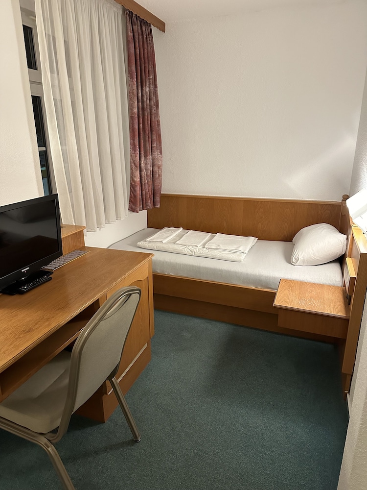 Economy Single Room, 1 Bedroom, Non Smoking