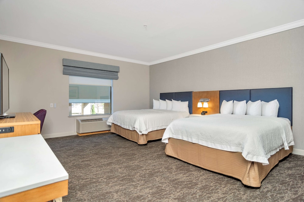 Room, 2 Queen Beds, Accessible, Non Smoking - Photo 3