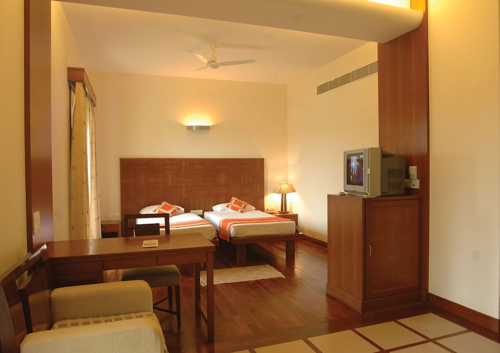Standard Suite, 1 Bedroom, Accessible, Garden View photo 3
